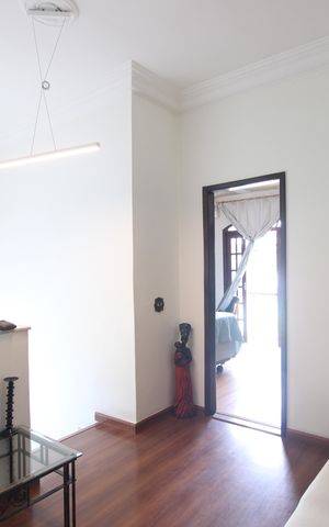 Casa à venda com 380m², 3 quartos e 3 vagasHall