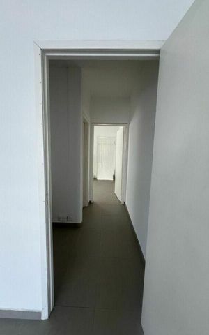 Casa à venda com 185m², 1 quarto e 3 vagas