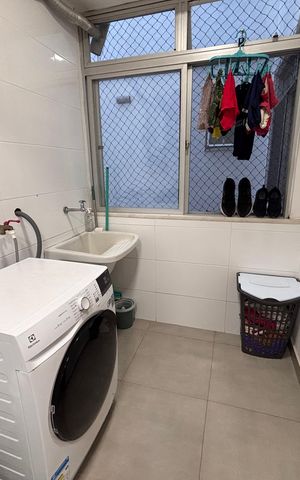 Apartamento à venda com 188m², 3 quartos e 2 vagas Apartamento à venda com 188m², 3 quartos e 2 vagasÁrea de Serviço