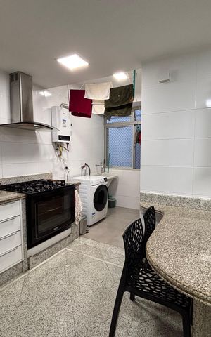 Apartamento à venda com 188m², 3 quartos e 2 vagas Apartamento à venda com 188m², 3 quartos e 2 vagasCozinha