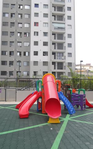Apartamento à venda com 42m², 2 quartos e 1 vaga Apartamento à venda com 42m², 2 quartos e 1 vagaÁrea comum - Playground