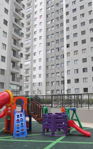 Apartamento à venda com 42m², 2 quartos e 1 vaga Apartamento à venda com 42m², 2 quartos e 1 vagaÁrea comum - Playground