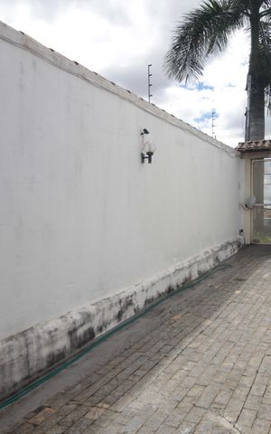 Casa à venda com 450m², 4 quartos e 7 vagasGaragem