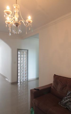 Casa à venda com 450m², 4 quartos e 7 vagasSala 1