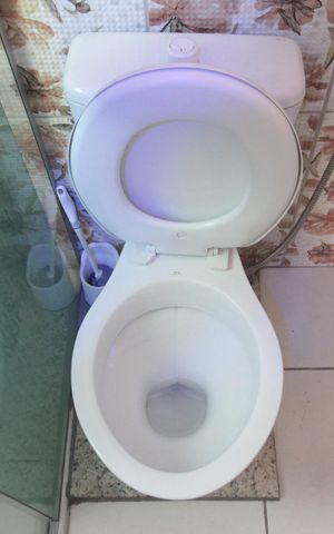 Casa à venda com 450m², 4 quartos e 7 vagasBanheiro da Suite 2
