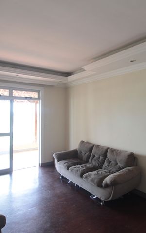 Casa à venda com 450m², 4 quartos e 7 vagasSala 2