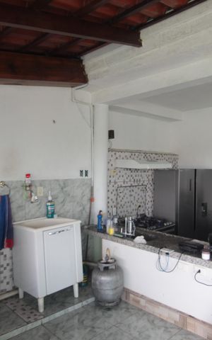Casa à venda com 450m², 4 quartos e 7 vagasCozinha 2