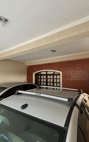 Casa à venda com 59m², 4 quartos e 2 vagasGaragem