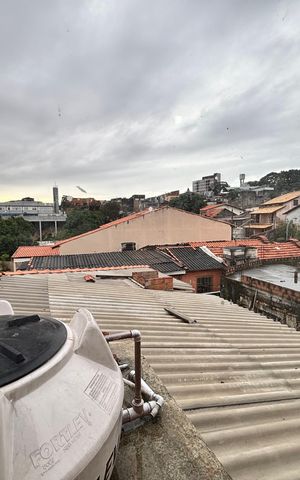 Casa à venda com 59m², 4 quartos e 2 vagasVista da Rua