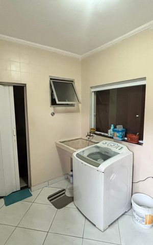Casa à venda com 59m², 4 quartos e 2 vagasÁrea de Serviço