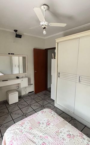 Casa à venda com 59m², 4 quartos e 2 vagasQuarto 1