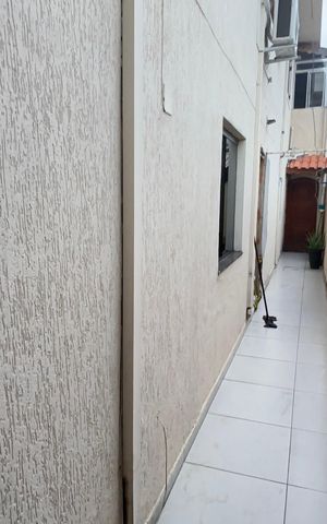 Casa à venda com 59m², 4 quartos e 2 vagasCorredor