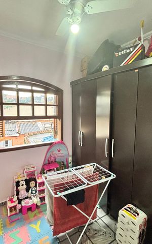Casa à venda com 59m², 4 quartos e 2 vagasQuarto 2