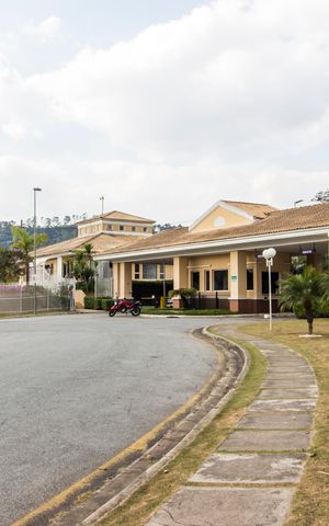 Casa de condomínio para alugar com 200m², 3 quartos e 2 vagasVista da Rua