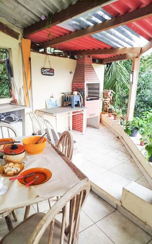 Casa à venda com 1008m², 4 quartos e 3 vagas Casa à venda com 1008m², 4 quartos e 3 vagasVaranda gourmet