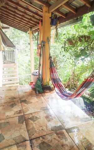 Casa à venda com 1008m², 4 quartos e 3 vagas Casa à venda com 1008m², 4 quartos e 3 vagasVaranda