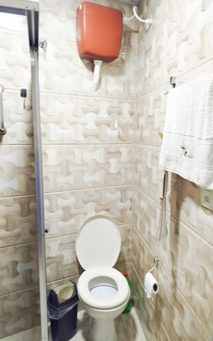 Casa à venda com 1008m², 4 quartos e 3 vagas Casa à venda com 1008m², 4 quartos e 3 vagasBanheiro