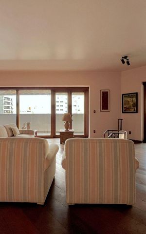 Apartamento à venda com 601m², 4 quartos e 4 vagasSala