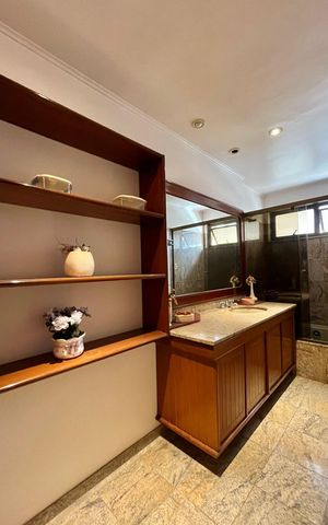 Apartamento à venda com 601m², 4 quartos e 4 vagasBanheiro da Suíte 3
