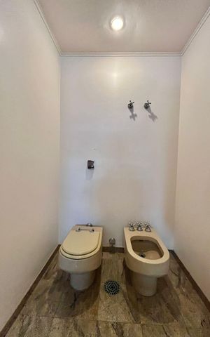 Apartamento à venda com 601m², 4 quartos e 4 vagasBanheiro da Suíte 3