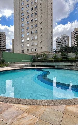 Apartamento à venda com 601m², 4 quartos e 4 vagasÁrea comum - Piscina