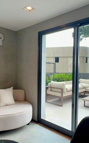 Studio para alugar com 42m², 1 quarto e sem vaga Studio para alugar com 42m², 1 quarto e sem vagaCoworking