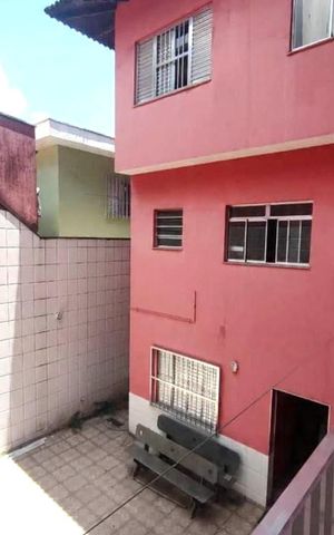 Casa à venda com 250m², 6 quartos e 6 vagasÁrea de serviço