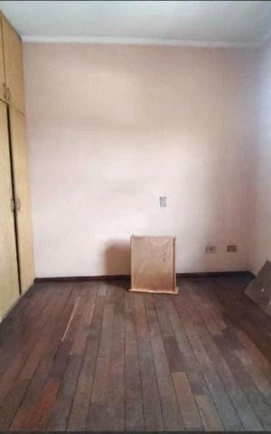 Casa à venda com 250m², 6 quartos e 6 vagasQuarto