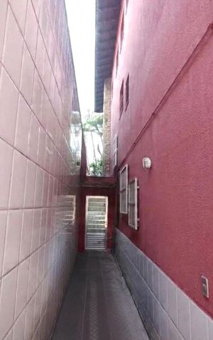 Casa à venda com 250m², 6 quartos e 6 vagasÁrea de serviço