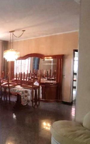 Casa à venda com 250m², 6 quartos e 6 vagasCozinha