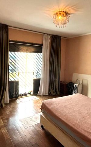Casa à venda com 250m², 6 quartos e 6 vagasQuarto