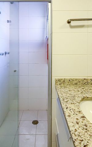 Apartamento à venda com 157m², 3 quartos e 4 vagas