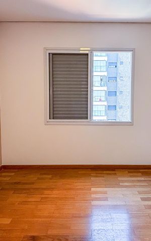 Apartamento à venda com 157m², 3 quartos e 4 vagas