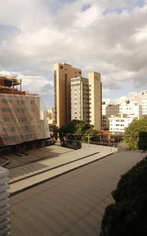 Apartamento à venda com 74m², 3 quartos e 2 vagasSala vista