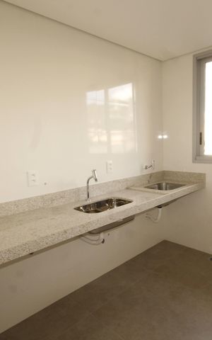 Apartamento à venda com 74m², 3 quartos e 2 vagasCozinha