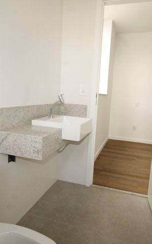 Apartamento à venda com 74m², 3 quartos e 2 vagasBanheiro 2
