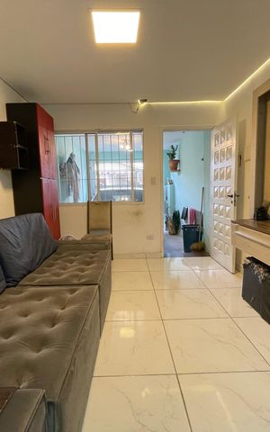 Casa à venda com 93m², 3 quartos e 1 vaga Casa à venda com 93m², 3 quartos e 1 vagaSala
