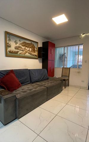 Casa à venda com 93m², 3 quartos e 1 vaga Casa à venda com 93m², 3 quartos e 1 vagaSala