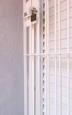 Casa à venda com 93m², 2 quartos e 2 vagasVaranda - Suíte 1 