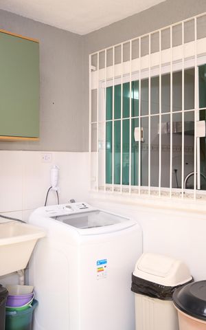 Casa à venda com 93m², 2 quartos e 2 vagasÁrea de Serviço