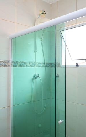 Casa à venda com 93m², 2 quartos e 2 vagasBanheiro 1 - Suíte 1