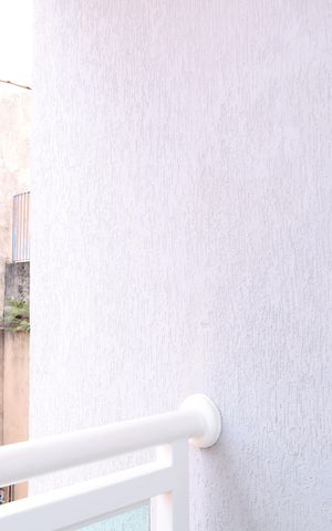 Casa à venda com 93m², 2 quartos e 2 vagasVaranda - Suíte 1 