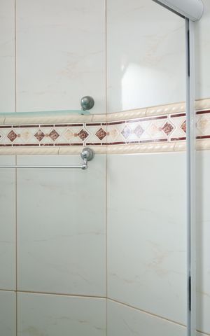 Casa à venda com 93m², 2 quartos e 2 vagasBanheiro 2 - Suíte 2