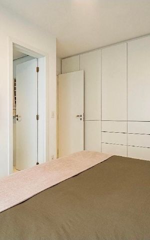 Apartamento à venda com 90m², 2 quartos e 2 vagas Apartamento à venda com 90m², 2 quartos e 2 vagasQuarto 1