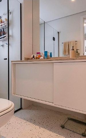Apartamento à venda com 90m², 2 quartos e 2 vagas Apartamento à venda com 90m², 2 quartos e 2 vagasBanheiro