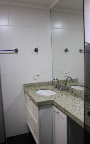 Apartamento à venda com 134m², 3 quartos e 2 vagasBanheiro da Suíte