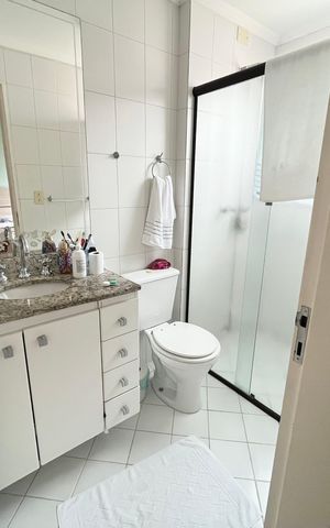 Apartamento à venda com 68m², 2 quartos e 2 vagas Apartamento à venda com 68m², 2 quartos e 2 vagasBanheiro 1