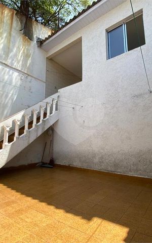 Casa à venda com 180m², 3 quartos e 1 vaga