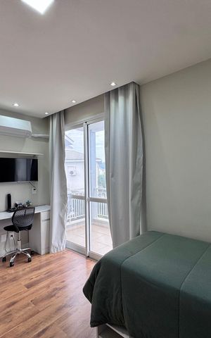 Casa de condomínio à venda com 300m², 5 quartos e 2 vagas Casa de condomínio à venda com 300m², 5 quartos e 2 vagasSuíte 3