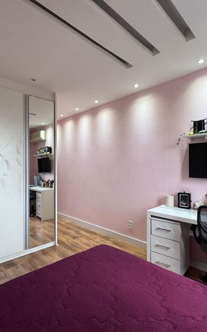 Casa de condomínio à venda com 300m², 5 quartos e 2 vagas Casa de condomínio à venda com 300m², 5 quartos e 2 vagasSuíte 2